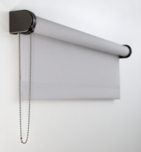 Medium Bracket Metal Black Nickel Chain Cr